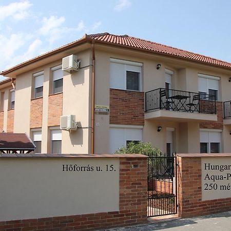 Hajdúszoboszló Imola Es Andrea Apartmanhaz 2 מראה חיצוני תמונה
