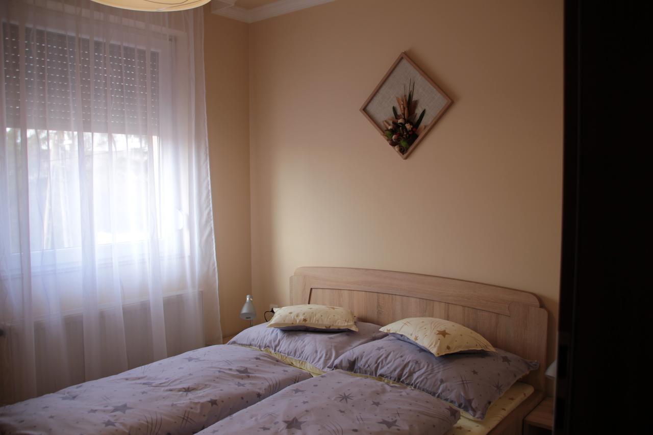 Hajdúszoboszló Imola Es Andrea Apartmanhaz 2 מראה חיצוני תמונה