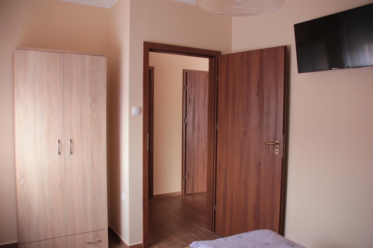 Hajdúszoboszló Imola Es Andrea Apartmanhaz 2 מראה חיצוני תמונה