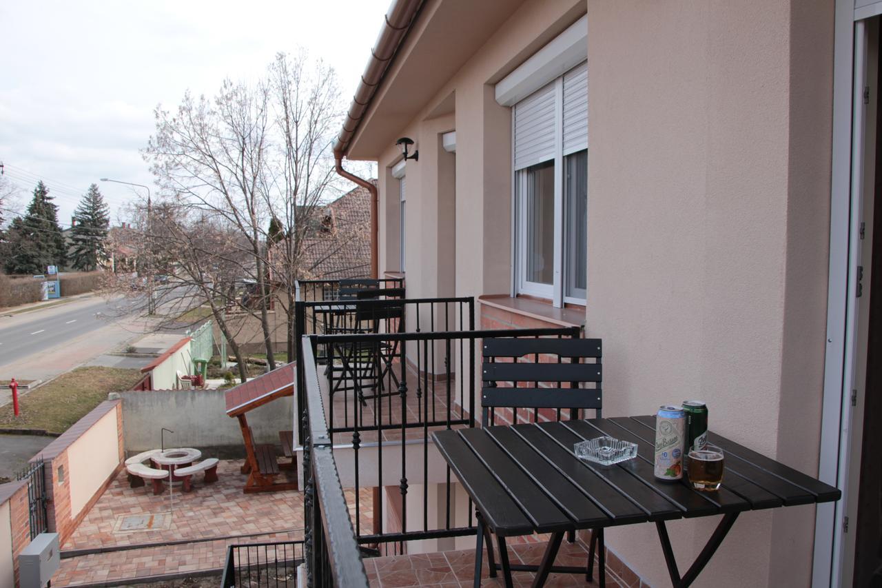Hajdúszoboszló Imola Es Andrea Apartmanhaz 2 מראה חיצוני תמונה