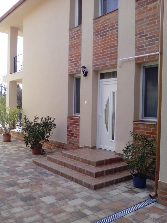 Hajdúszoboszló Imola Es Andrea Apartmanhaz 2 מראה חיצוני תמונה